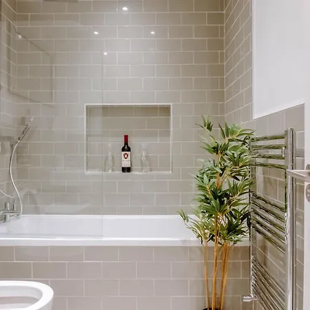 Mayfield - - Ground Floor Appartamento *