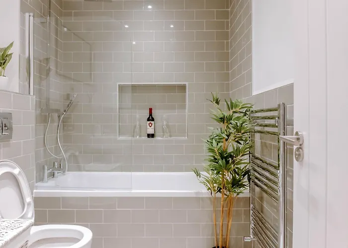 Garden - - Ground Floor Lejlighed *